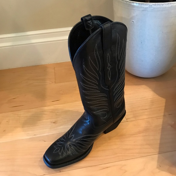 ariat phoenix